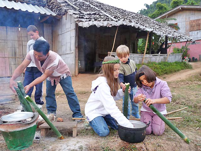 Séjour dans un village karen