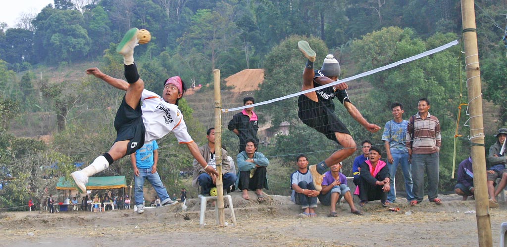 Joueurs de takraw en Thailande