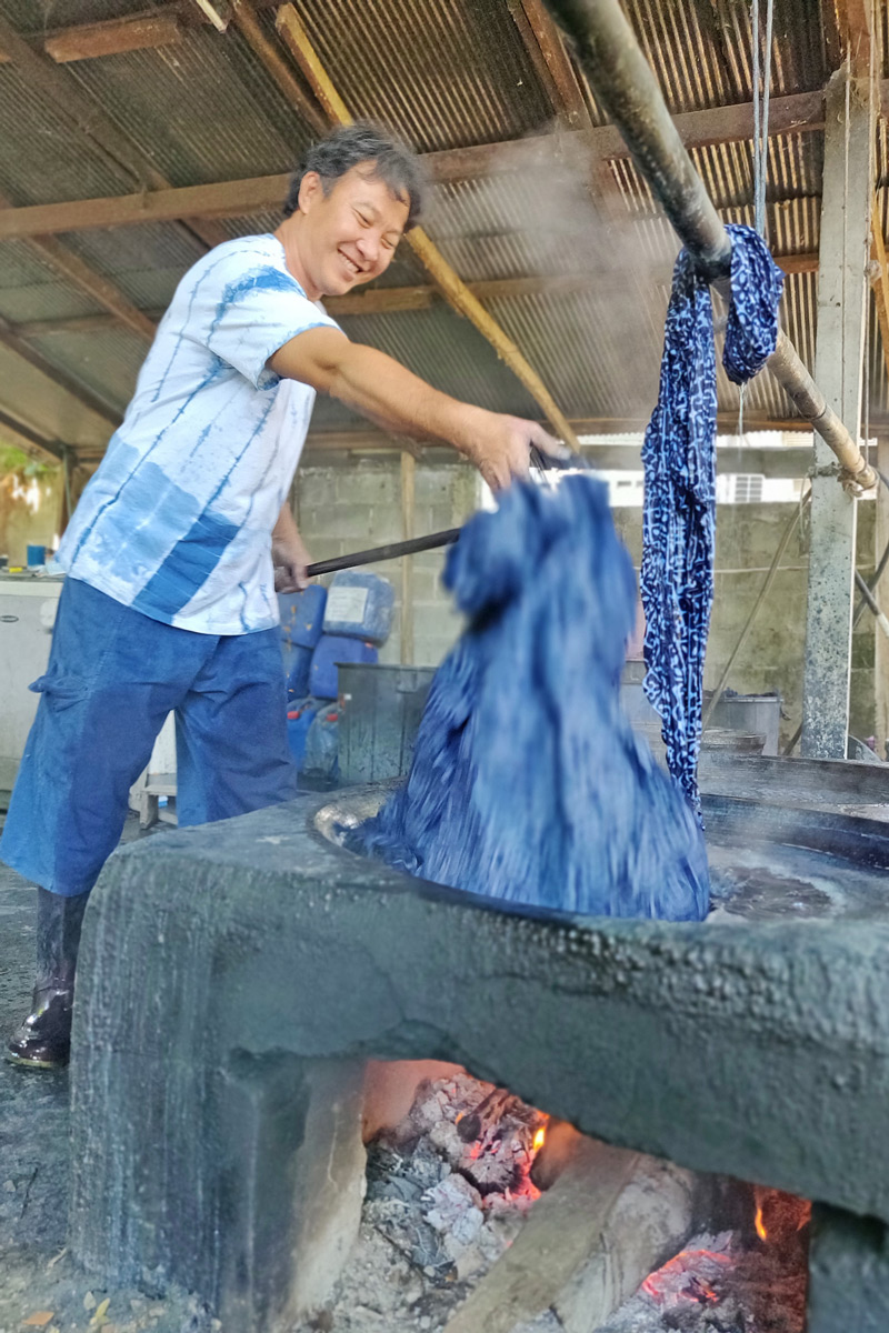 teinture indigo en Thailande