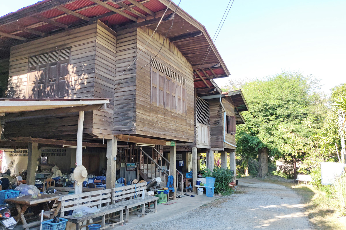 maison en teck en Thailande