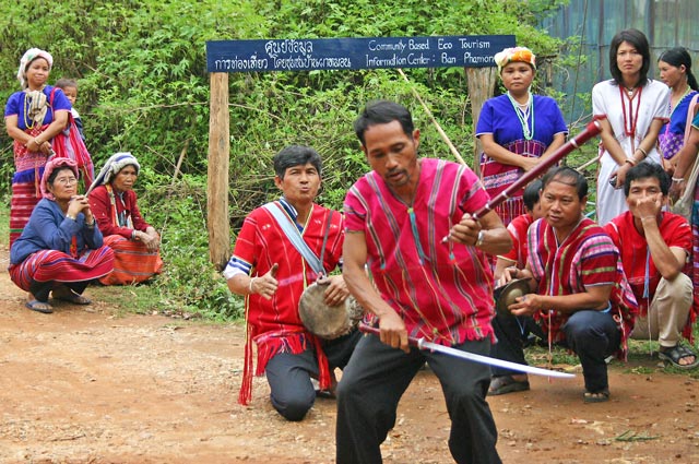 cérémonie karen thailande