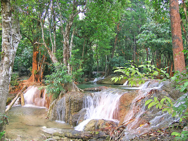 cascade ouest thailande
