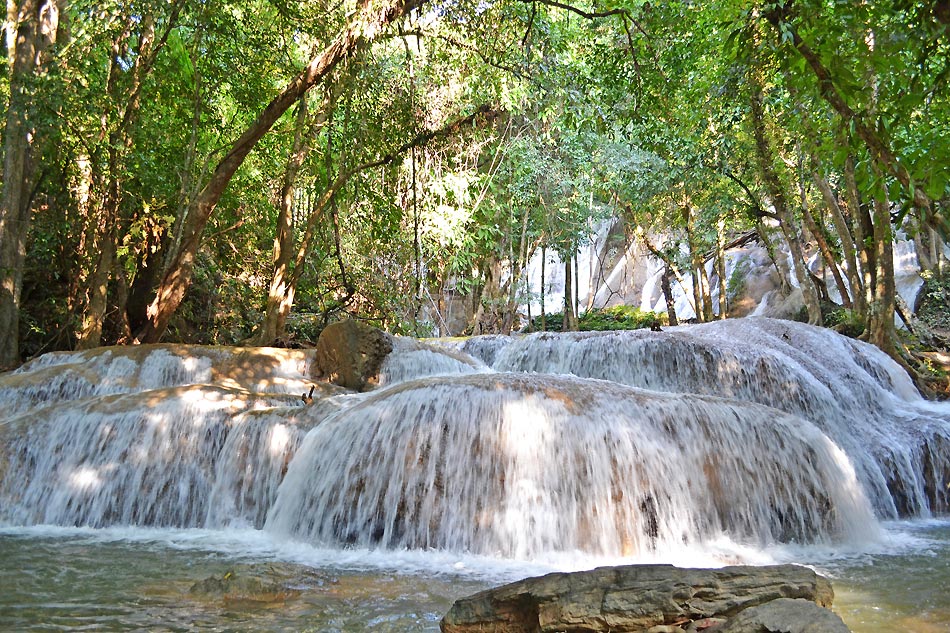 cascade ouest thailande