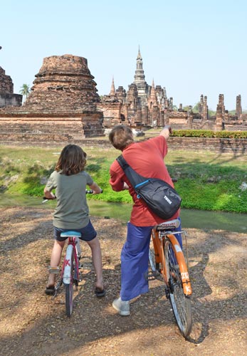 visite à vélo du parc historique de Sukhothaï